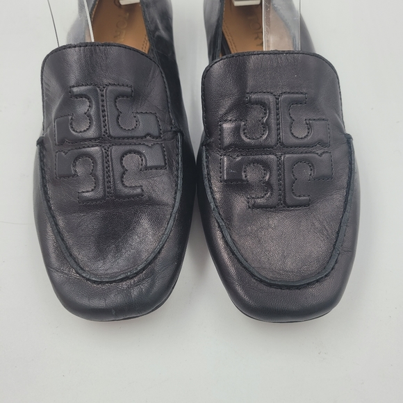 SOLD Tory Burch Women's Perfect Black Ruby Leather Loafer Size 5.5 - Picture 3 of 12